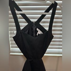 BCBG cut out mini